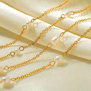 Stainless steel Necklace with Pearls